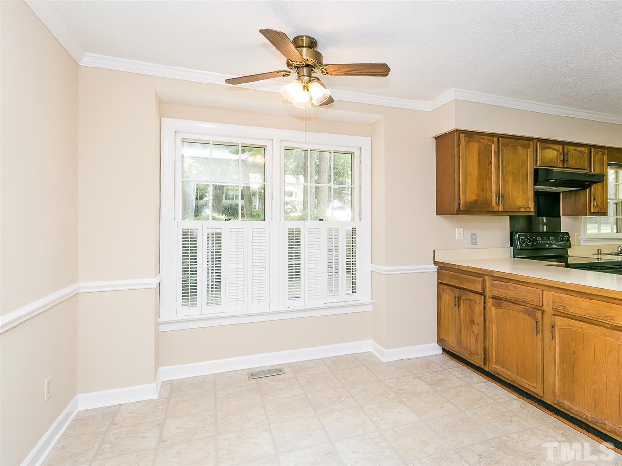 6116 Bayberry Lane Raleigh, NC 27612 - Photo 11 of 25 Gallery Image 11