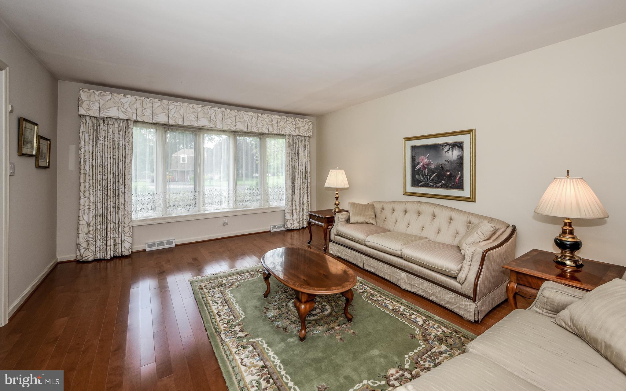 971 Lavera Road Warminster, PA 18974 - Photo 17 of 42 Living Room with Huge Bay Window