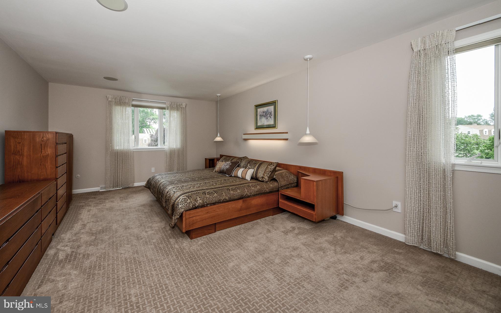971 Lavera Road Warminster, PA 18974 - Photo 30 of 42 Large Master Bedroom with Pendent Lighting