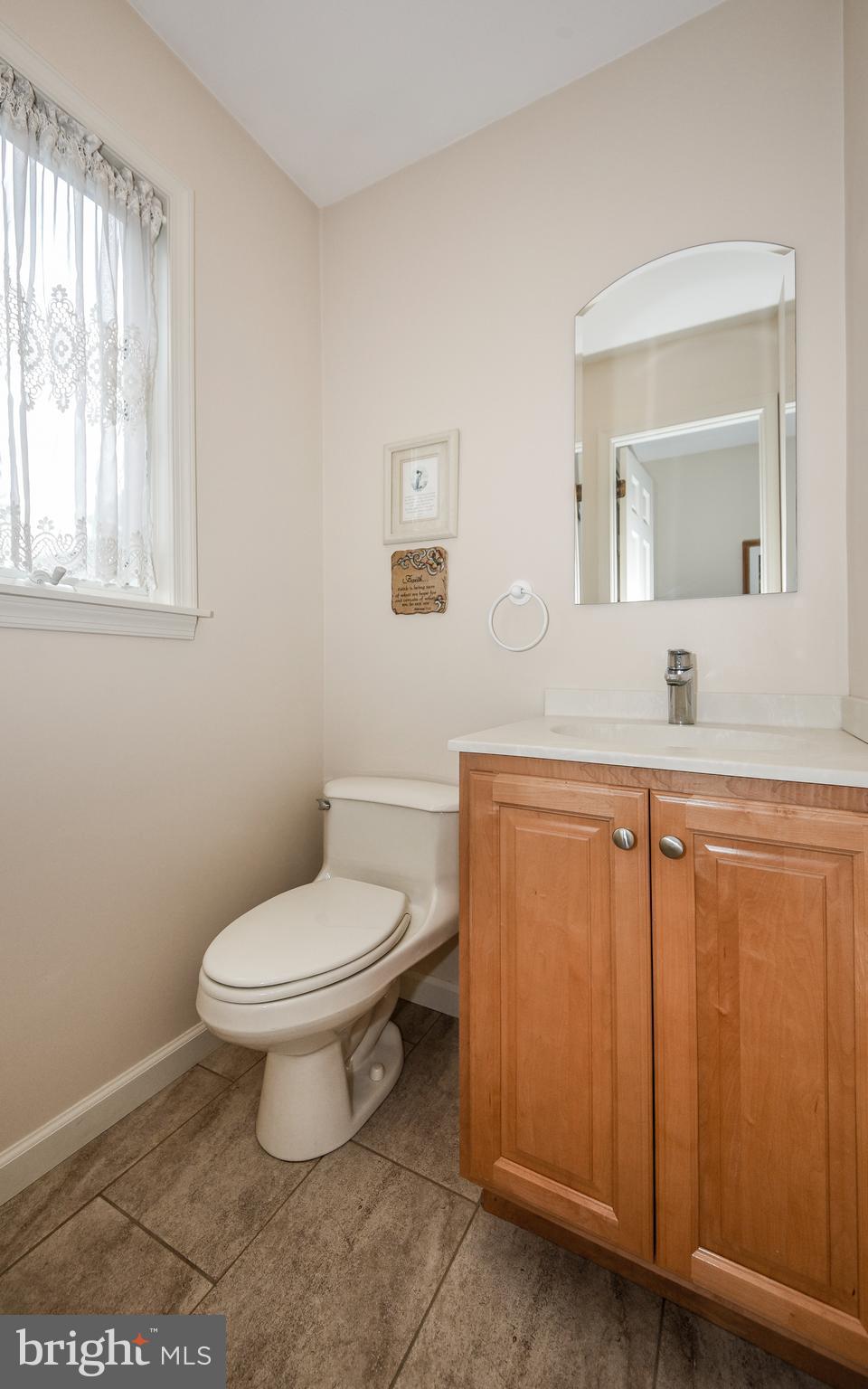 971 Lavera Road Warminster, PA 18974 - Photo 38 of 42 Convenient Powder Room