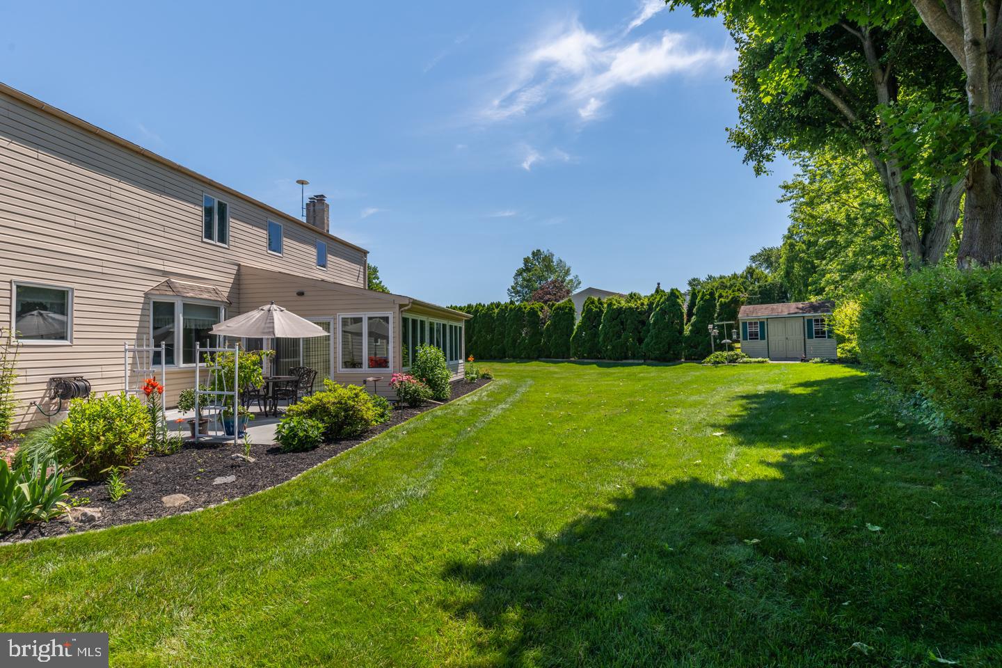 971 Lavera Road Warminster, PA 18974 - Photo 10 of 42 Tree Lined Yard