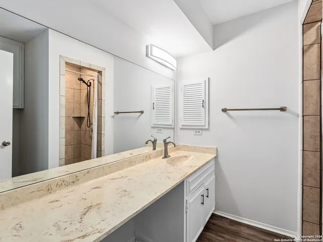 $169,000 | 7500 Callaghan, Unit 222, San Antonio, TX 78229