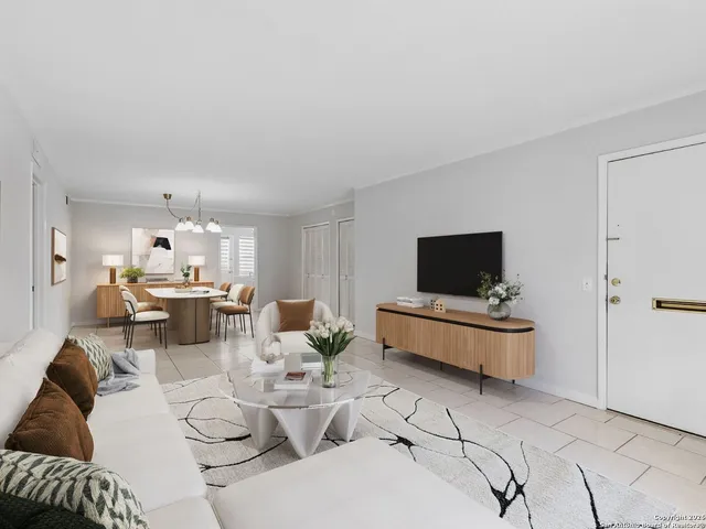 $169,000 | 7500 Callaghan, Unit 222, San Antonio, TX 78229