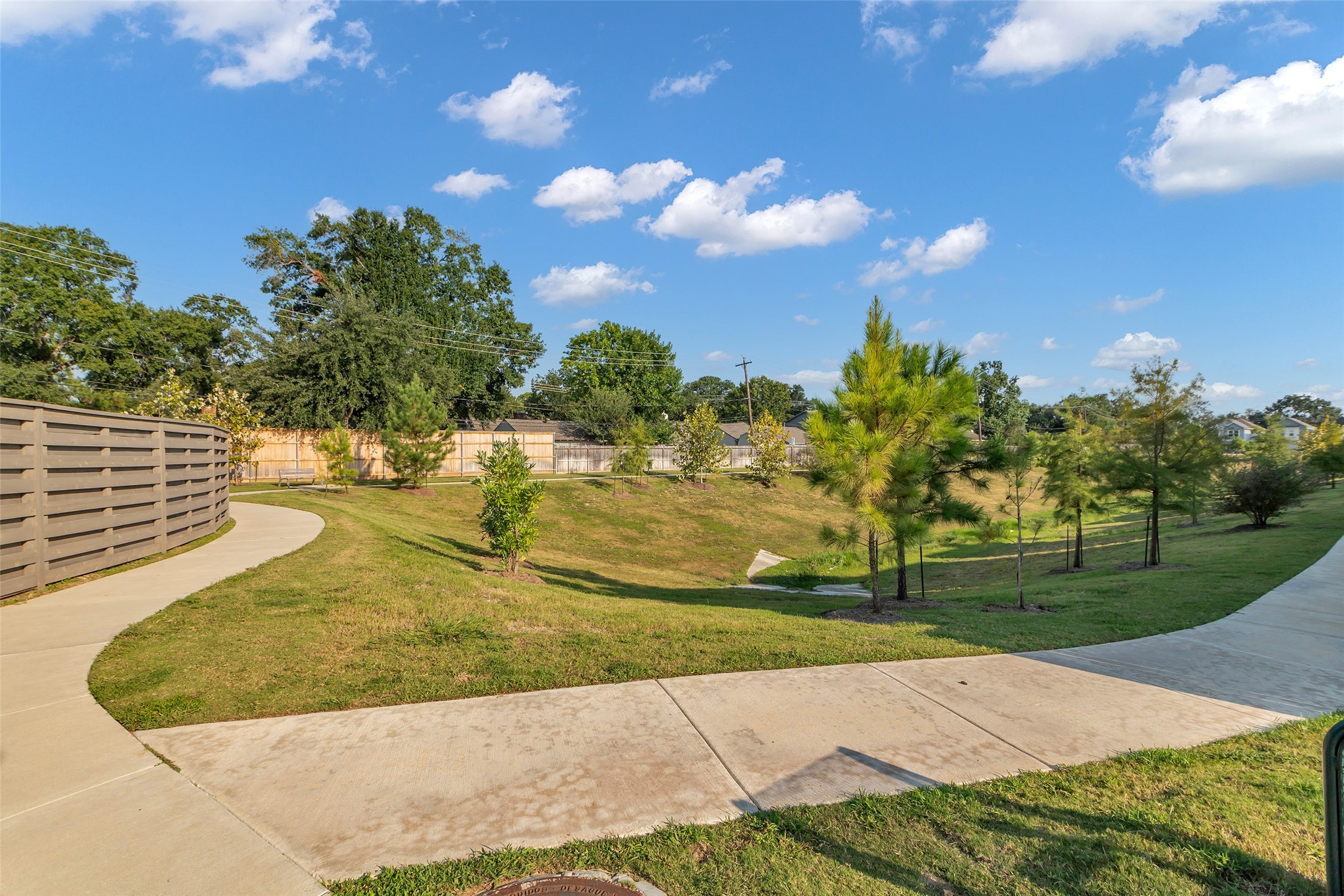 3109 Boulder Rnch Drive Houston, TX 77063 - Photo 26 of 26 a view of a garden