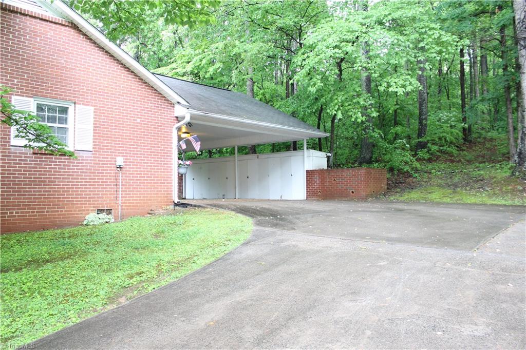 500 Goff Road King, NC 27021 - Photo 3 of 25
