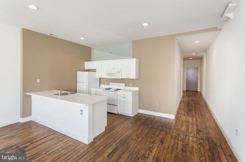 1222-26 Arch Street, Unit 204 Philadelphia, PA 19107 - Photo 5 of 16
