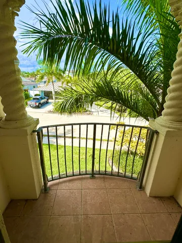 $13,500 | 1111 Singer Drive, Singer Island, FL 33404
