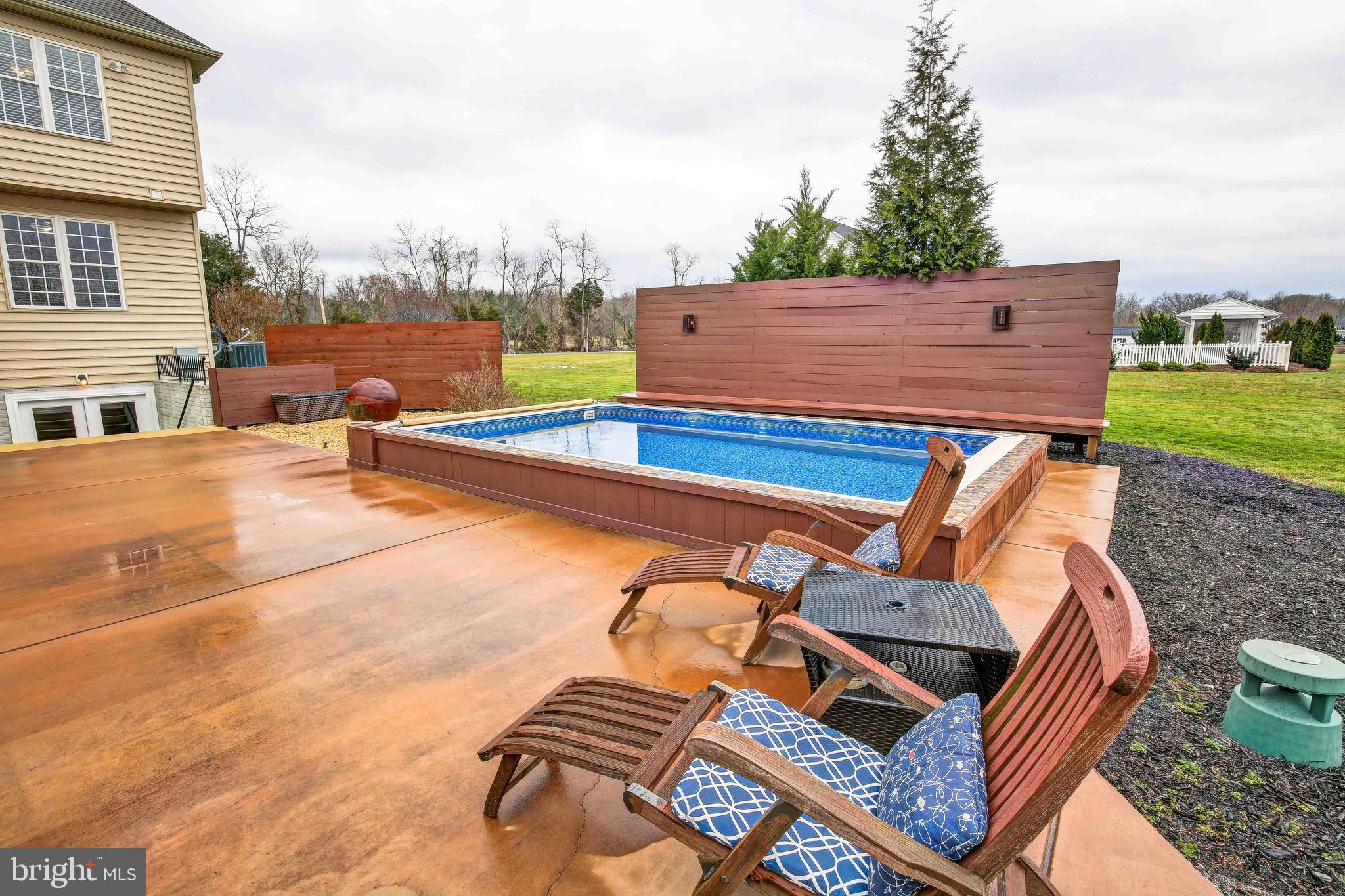 6160 Scaggs Road Owings, MD 20736 - Photo 60 of 71 Large Wade Heated Wade Pool