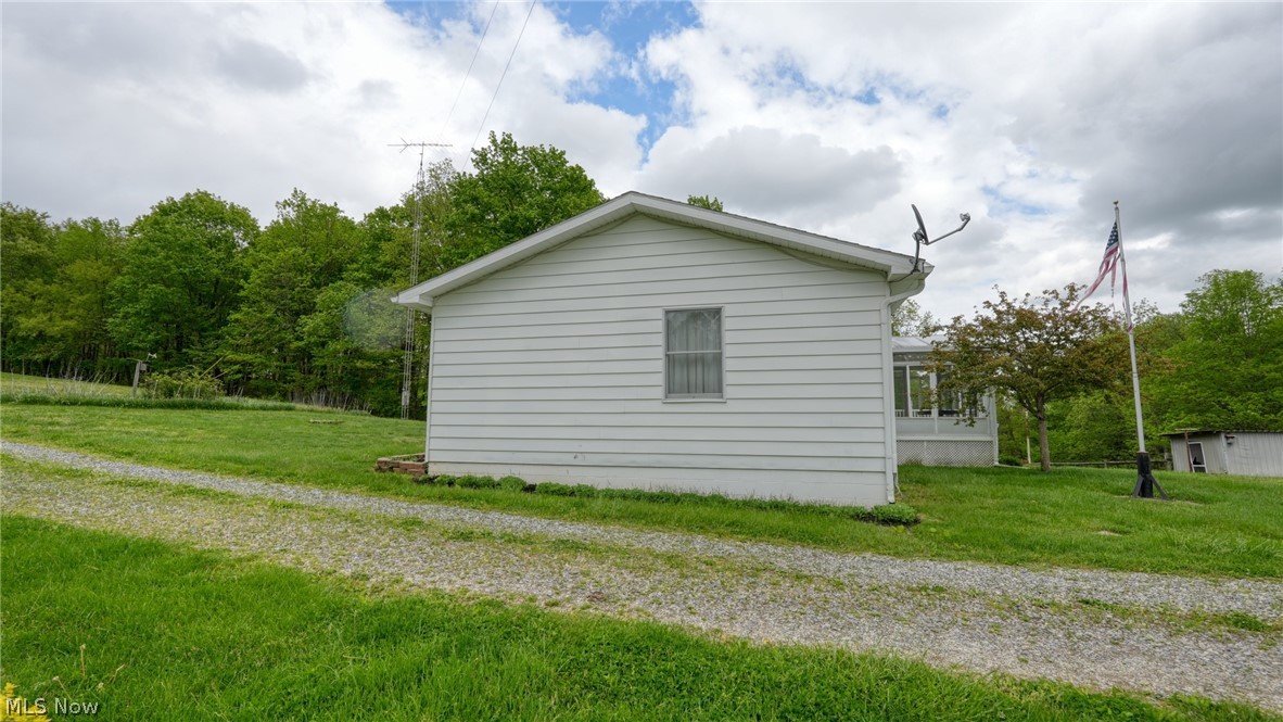 7312 Bowie Road Cambridge, OH 43725 - Photo 37 of 45