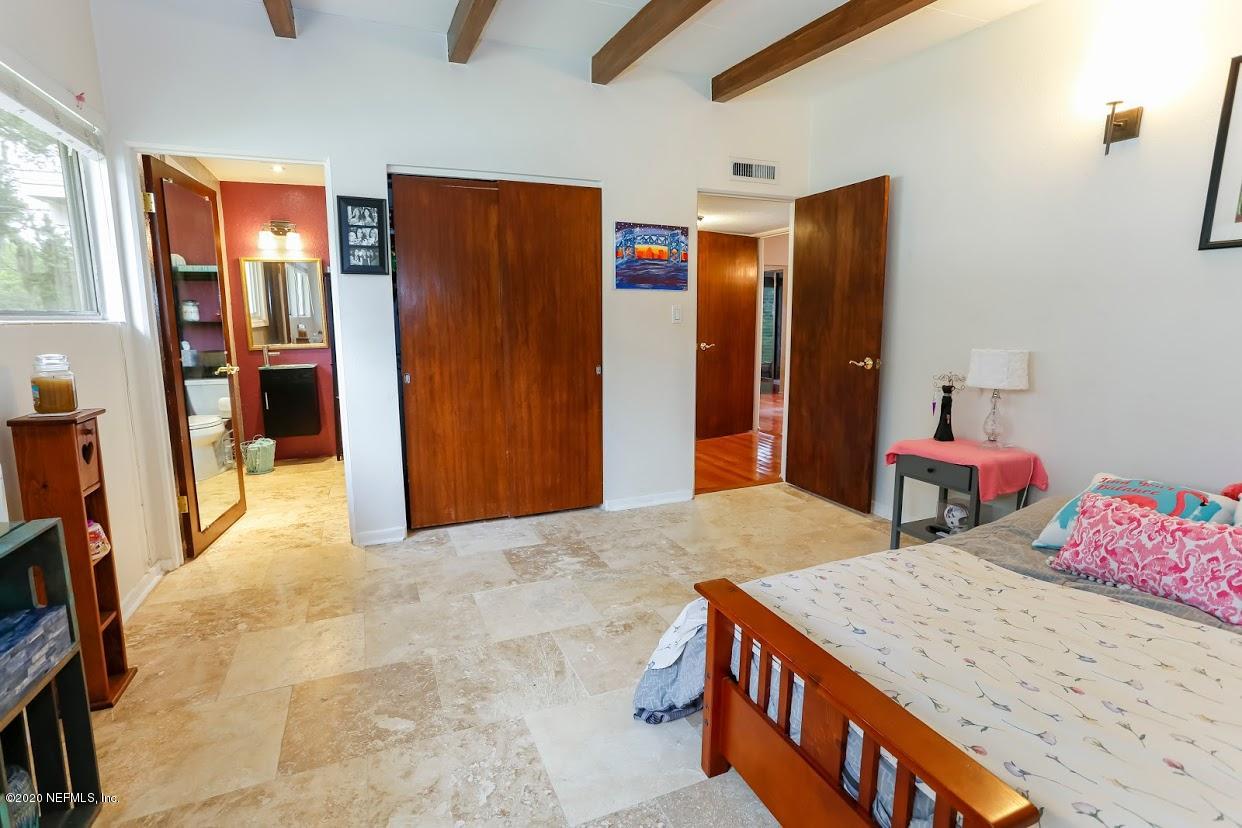 1301 Glengarry Road Jacksonville, FL 32207 - Photo 11 of 63 8C6A4E76-DDC9-42AB-A497-7379A1D2C9E4