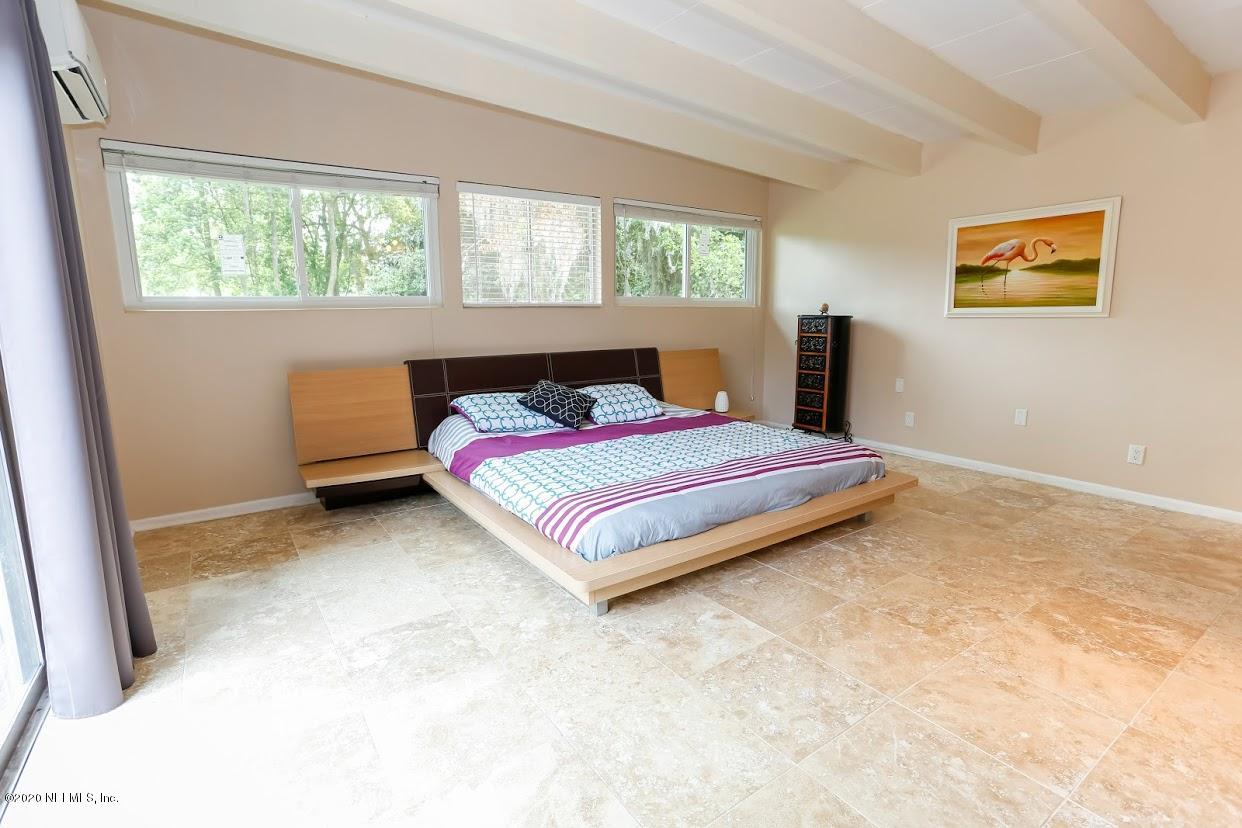 1301 Glengarry Road Jacksonville, FL 32207 - Photo 17 of 63 8E170098-E52F-43CD-8CFD-7E53C2350326
