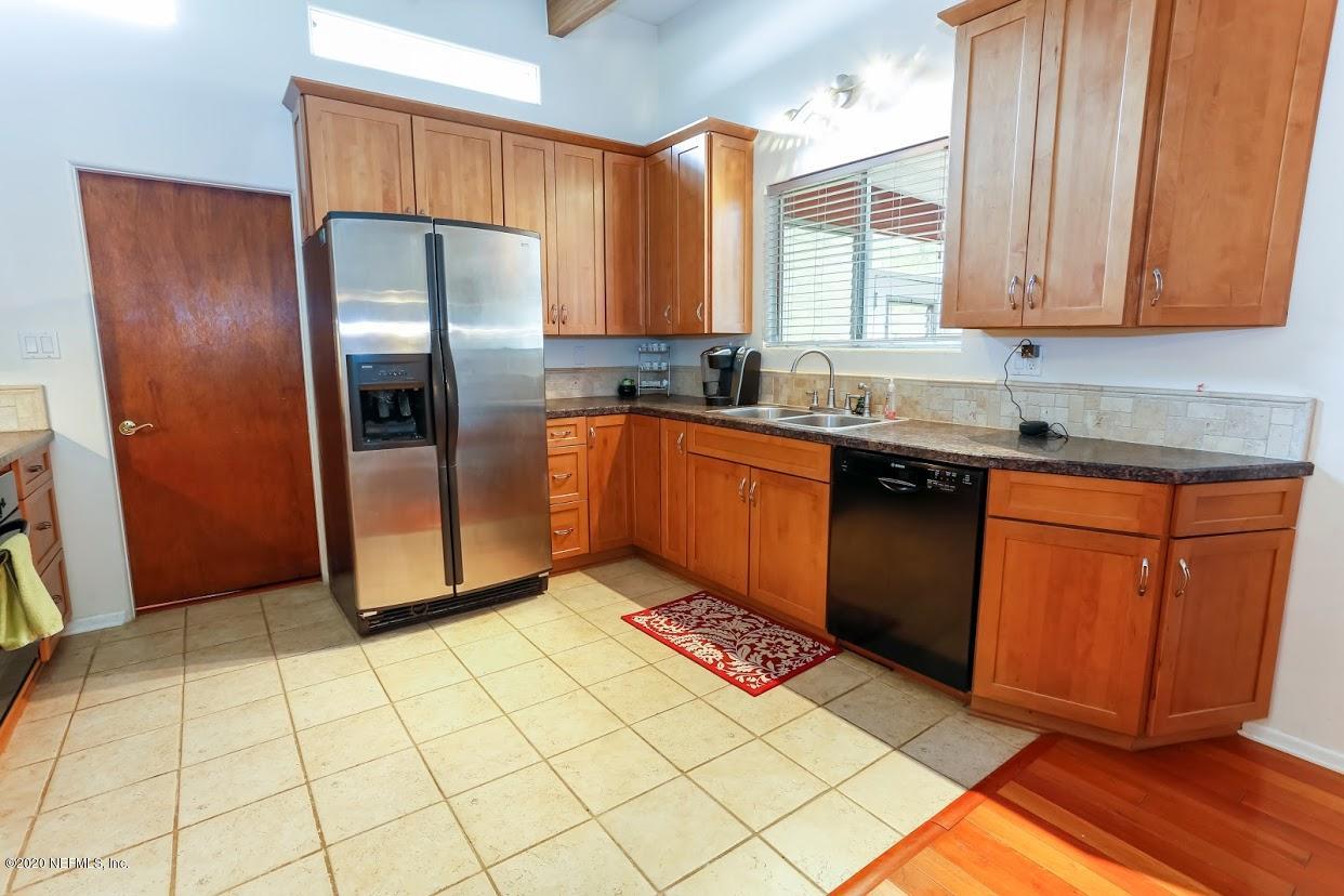 1301 Glengarry Road Jacksonville, FL 32207 - Photo 23 of 63 80CBC0D6-6C85-454D-A192-3468C9049642