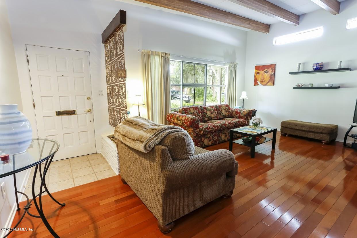 1301 Glengarry Road Jacksonville, FL 32207 - Photo 6 of 63 1A45A3D3-DE90-4C78-B4C8-2BBBD0A1604C