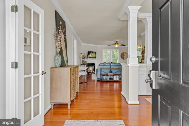 $459,000 | 85 Pleasants Lane, Kilmarnock, VA 22482