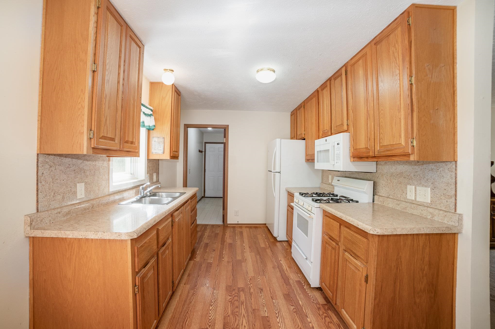 5260 Joy Road Gladwin, MI 48624 - Photo 6 of 36 Gallery Image 6