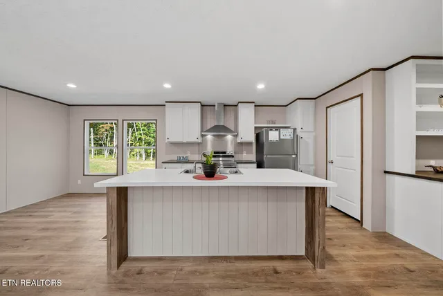 $299,000 | 16650 Highway 70N, Monterey, TN 38574