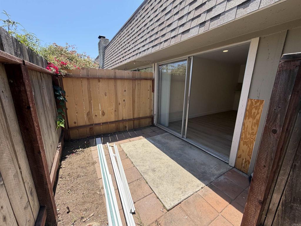 403 Requeza Street, Unit G10 Encinitas, CA 92024 - Photo 12 of 19