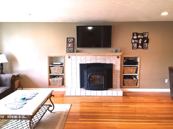 2 A Sunset Road Salem, MA 01970 - Photo 5 of 26 Gallery Image 5