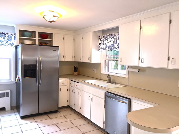 2 A Sunset Road Salem, MA 01970 - Photo 8 of 26 Gallery Image 8