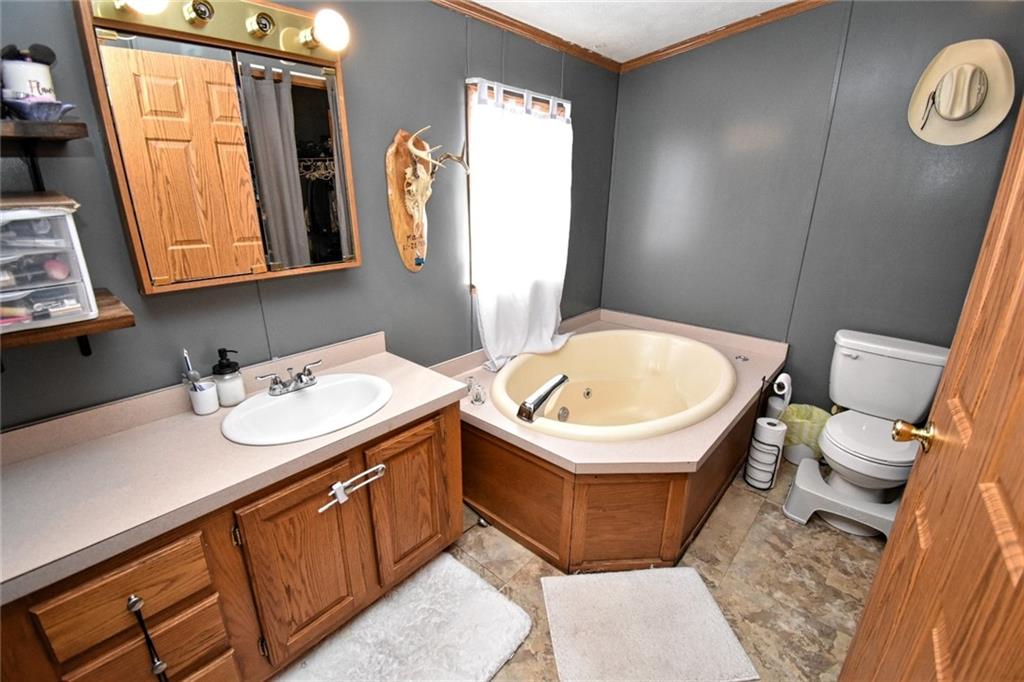 176 T682 Rices Landing, PA 15357 - Photo 13 of 25 Gallery Image 13