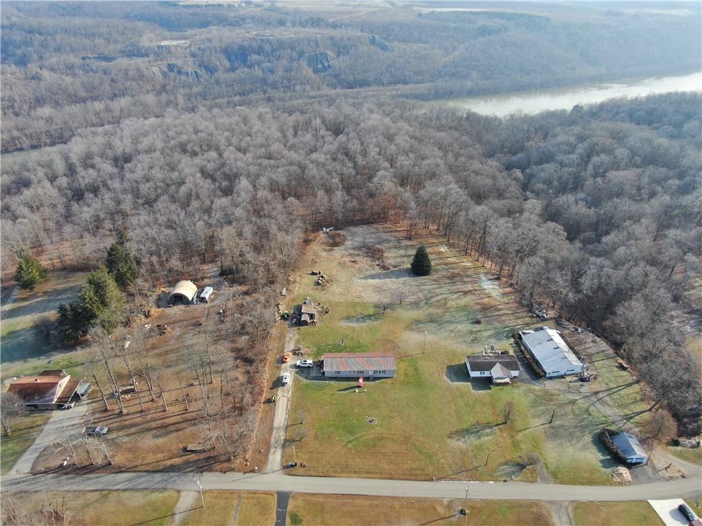 176 T682 Rices Landing, PA 15357 - Photo 4 of 25 Gallery Image 4