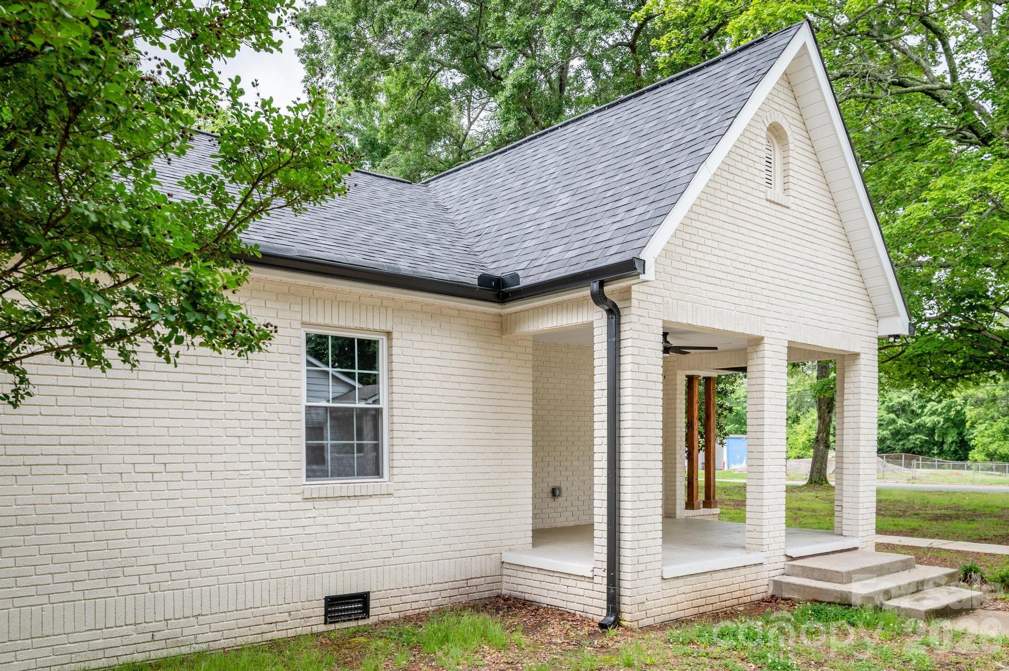 1225 Old Charlotte Road Southwest Concord, NC 28027 - Photo 5 of 32