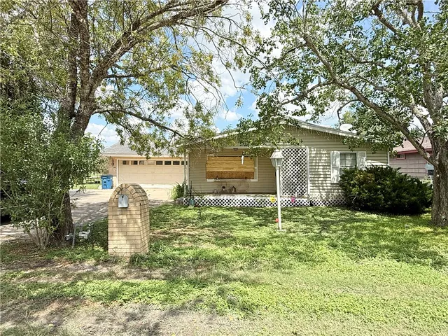 $62,000 | 1006 Touchstone, Sinton, TX 78387
