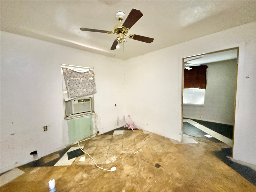 1006 Touchstone Sinton, TX 78387 - Photo 12 of 18