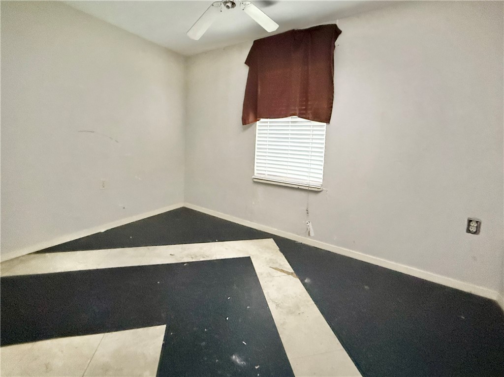 1006 Touchstone Sinton, TX 78387 - Photo 13 of 18