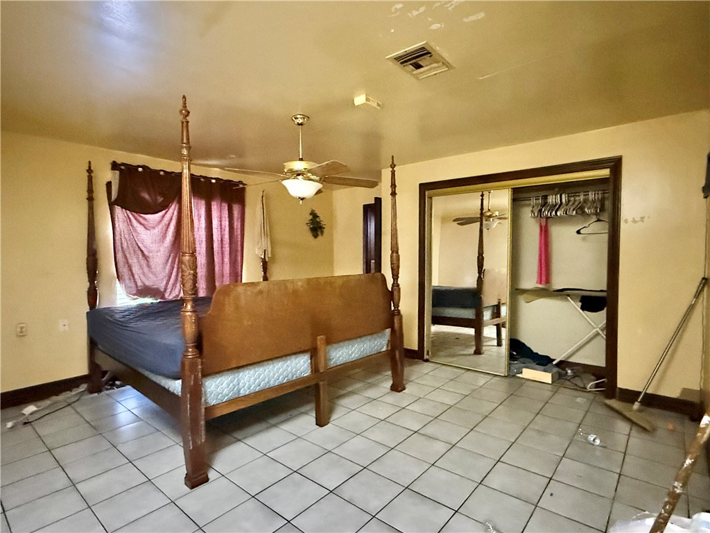 1006 Touchstone Sinton, TX 78387 - Photo 8 of 18