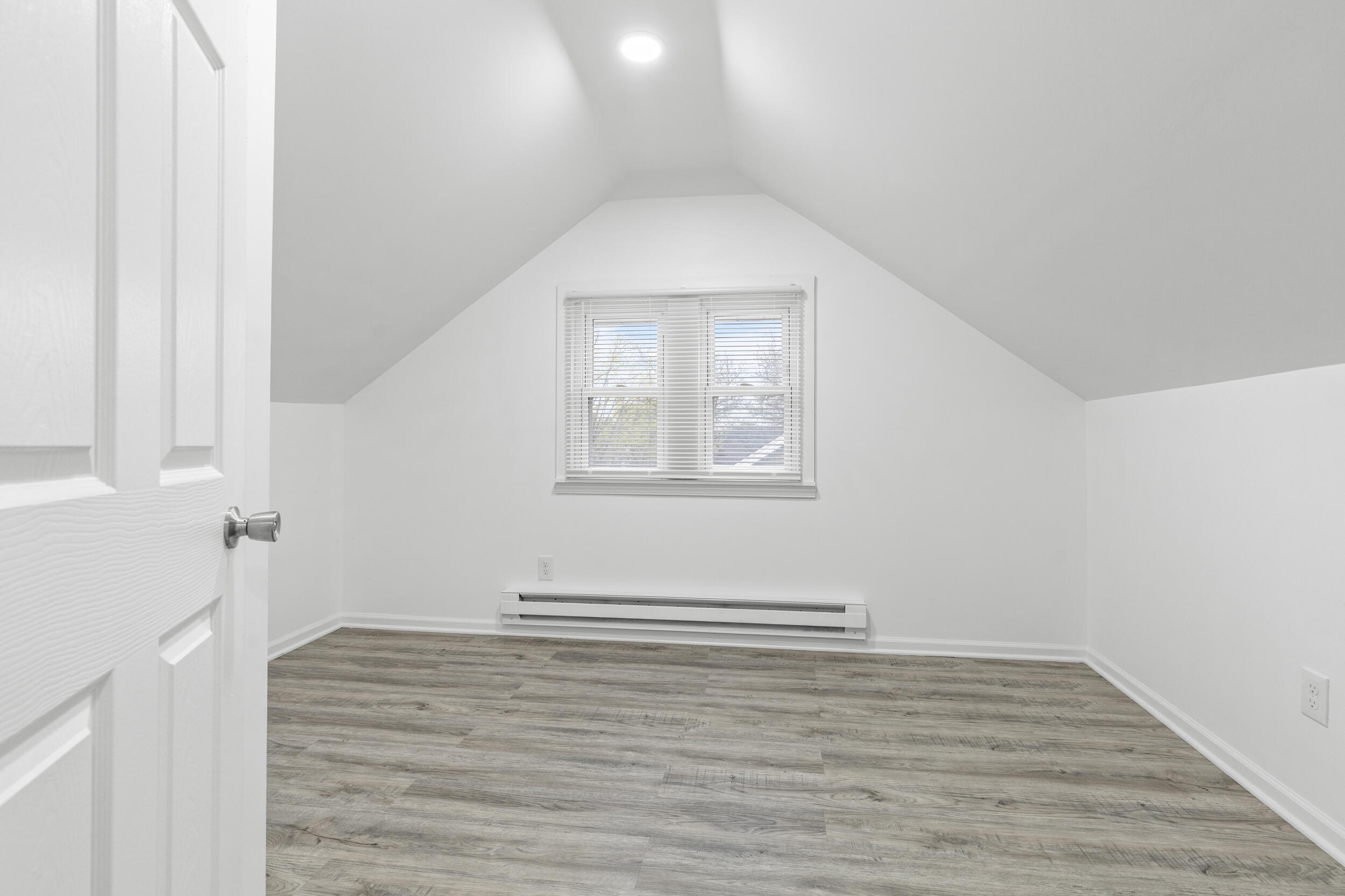 3013 North 57th Street, Unit 3015 Milwaukee, WI 53210 - Photo 24 of 39 photo apr 26 2026, 10 17 19 pm