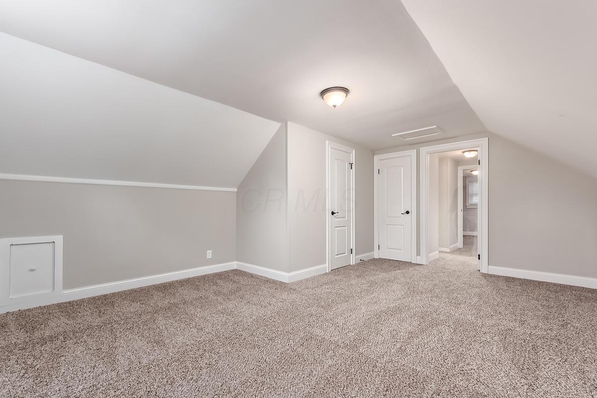 1963 Inchcliff Road Columbus, OH 43221 - Photo 27 of 40