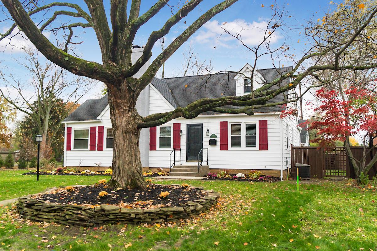 1963 Inchcliff Road Columbus, OH 43221 - Photo 3 of 40