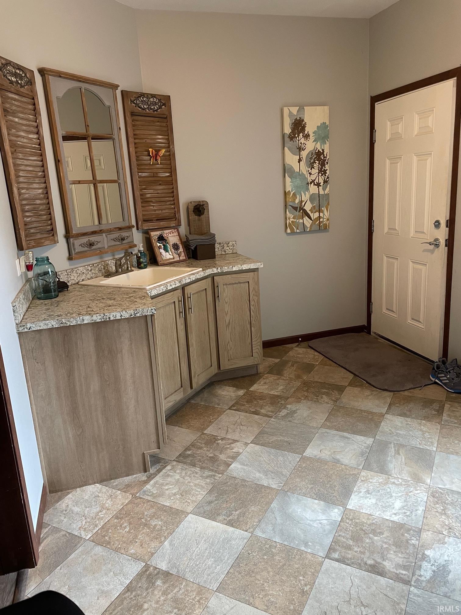 6978 Fox Crossing Knox, IN 46534 - Photo 12 of 28