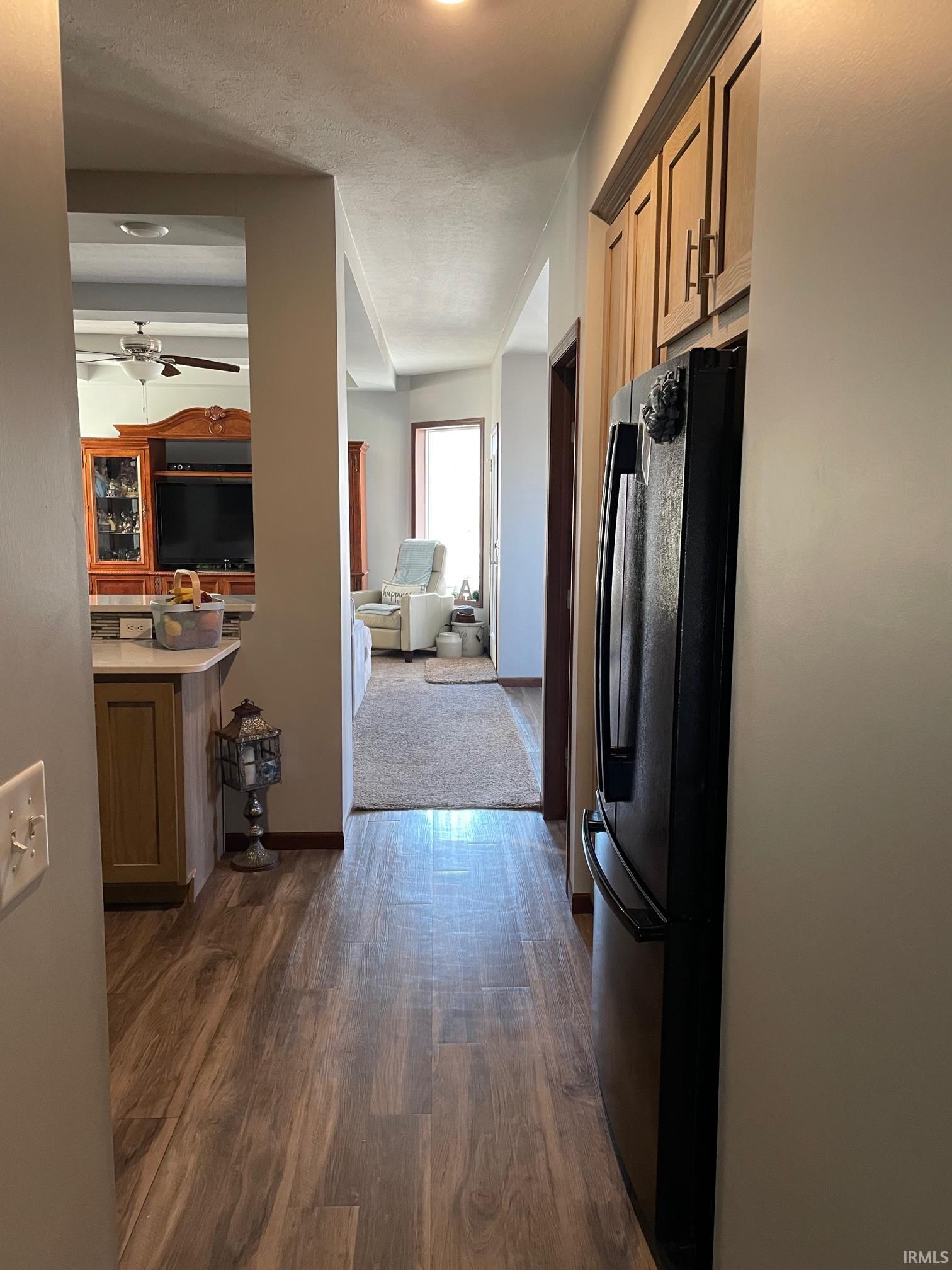 6978 Fox Crossing Knox, IN 46534 - Photo 3 of 28