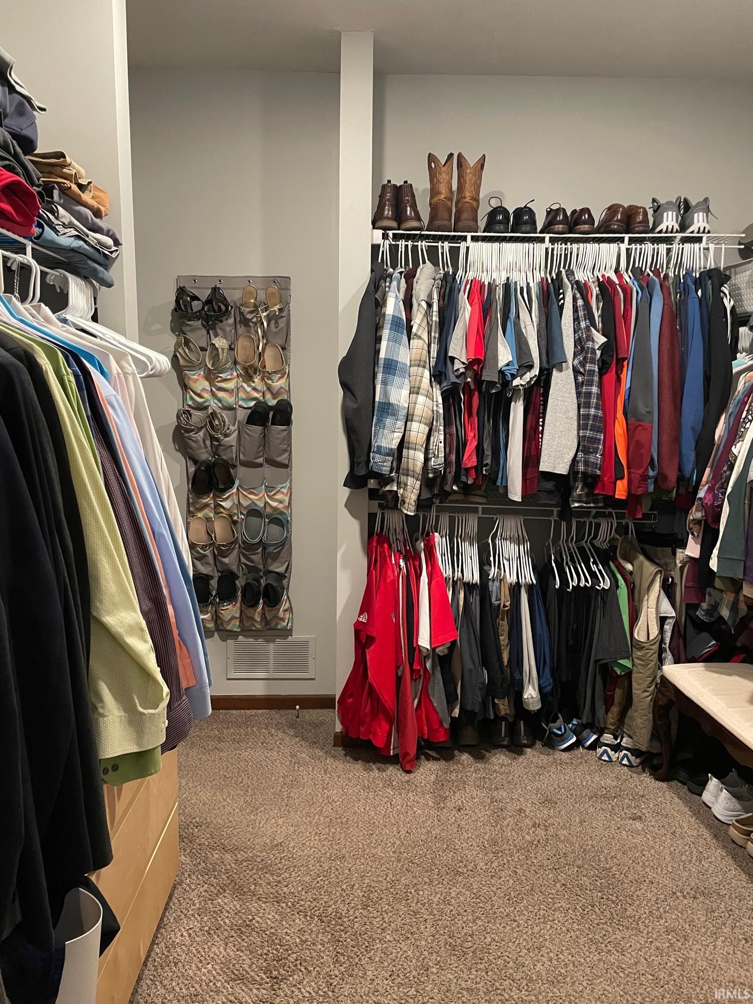 6978 Fox Crossing Knox, IN 46534 - Photo 9 of 28