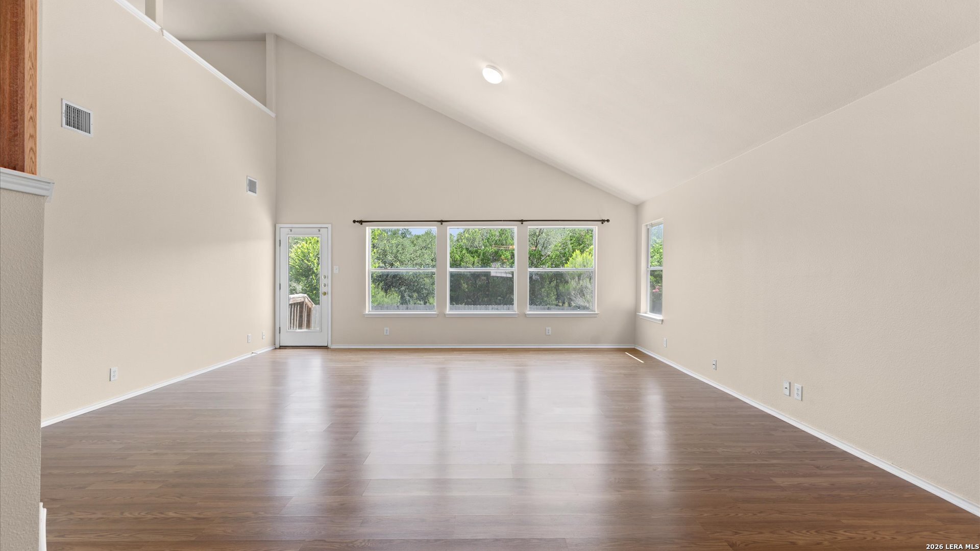 9526 Anderson Way Converse, TX 78109 - Photo 6 of 22