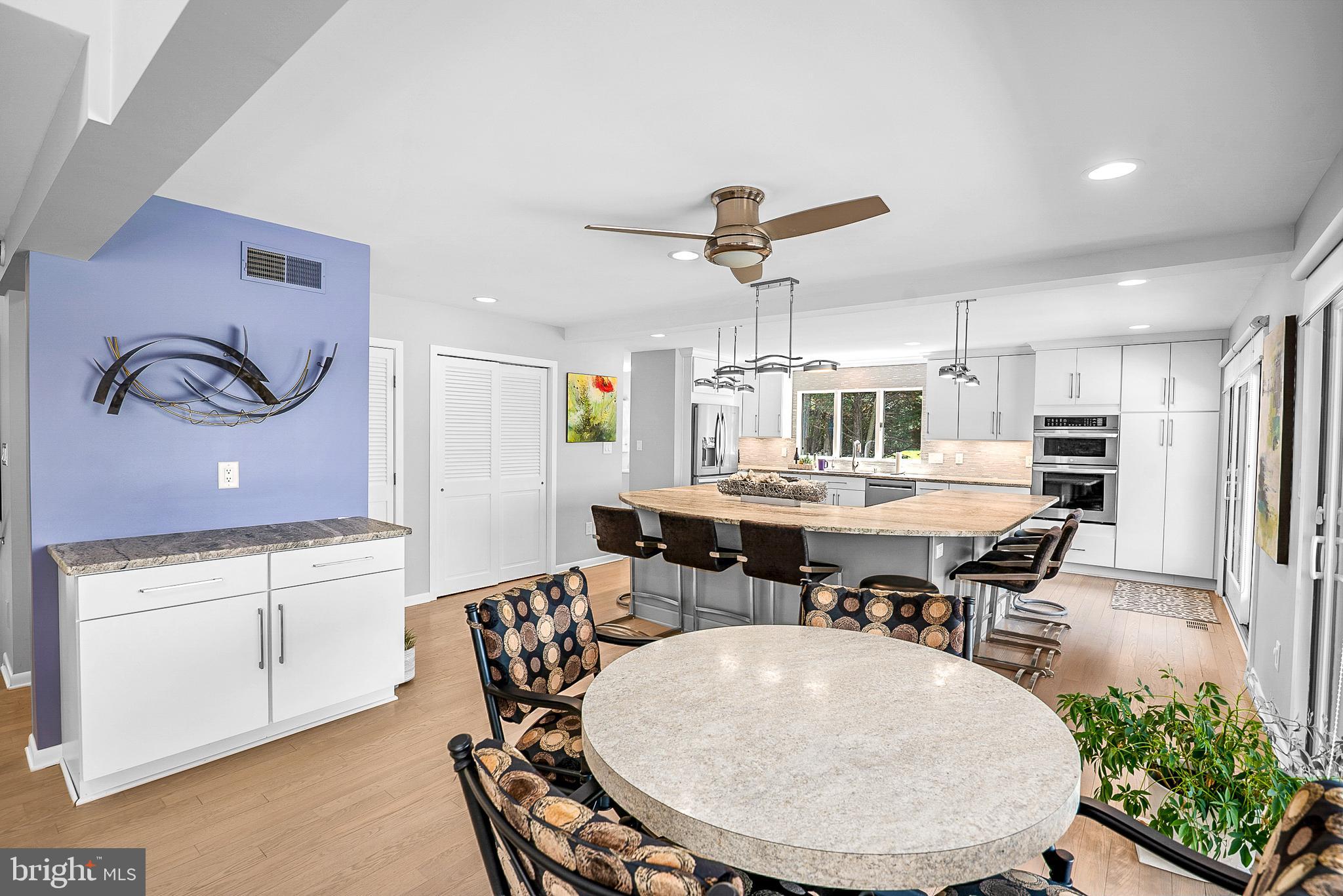 26282 Deep Water Harbor Road Easton, MD 21601 - Photo 13 of 53 a dining room with furniture and window