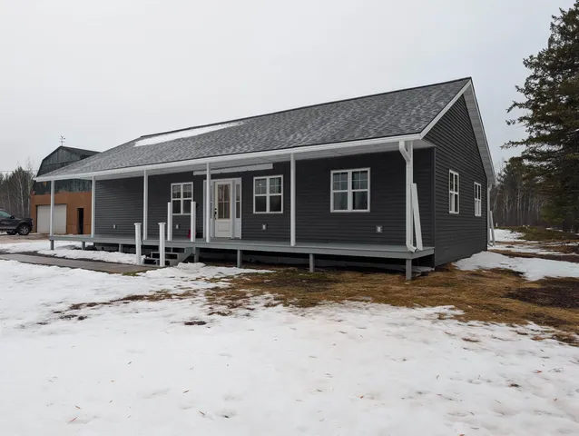 $260,000 | 2119 5th Avenue East, Ashland, WI 54806