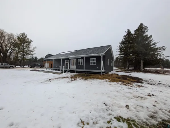 $250,000 | 2119 5th Avenue East, Ashland, WI 54806