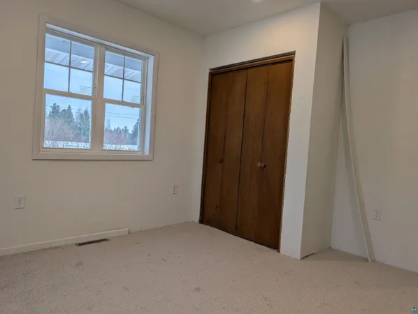 $250,000 | 2119 5th Avenue East, Ashland, WI 54806