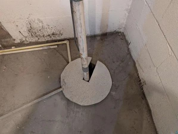 $250,000 | 2119 5th Avenue East, Ashland, WI 54806