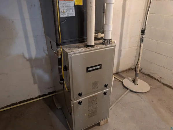 $250,000 | 2119 5th Avenue East, Ashland, WI 54806