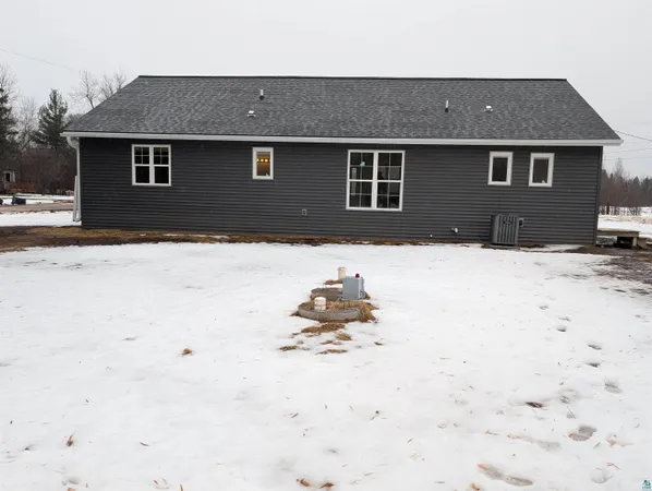$250,000 | 2119 5th Avenue East, Ashland, WI 54806