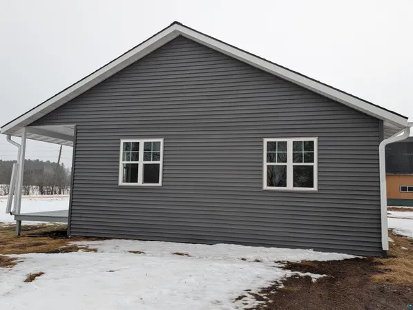 $250,000 | 2119 5th Avenue East, Ashland, WI 54806