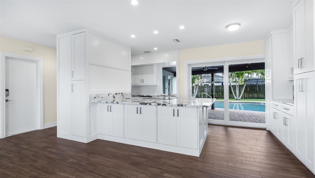 1041 Southwest 4th Street Boca Raton, FL 33486 - Photo 7 of 26 GetMedia (3)