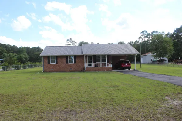 $289,900 | 220 Rainbow Road, Conway, SC 29526