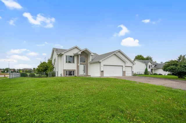$349,900 | 3455 Kahler Drive Northeast, St. Michael, MN 55376