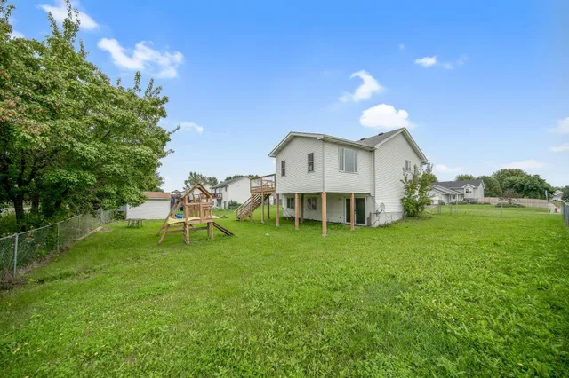 $349,900 | 3455 Kahler Drive Northeast, St. Michael, MN 55376