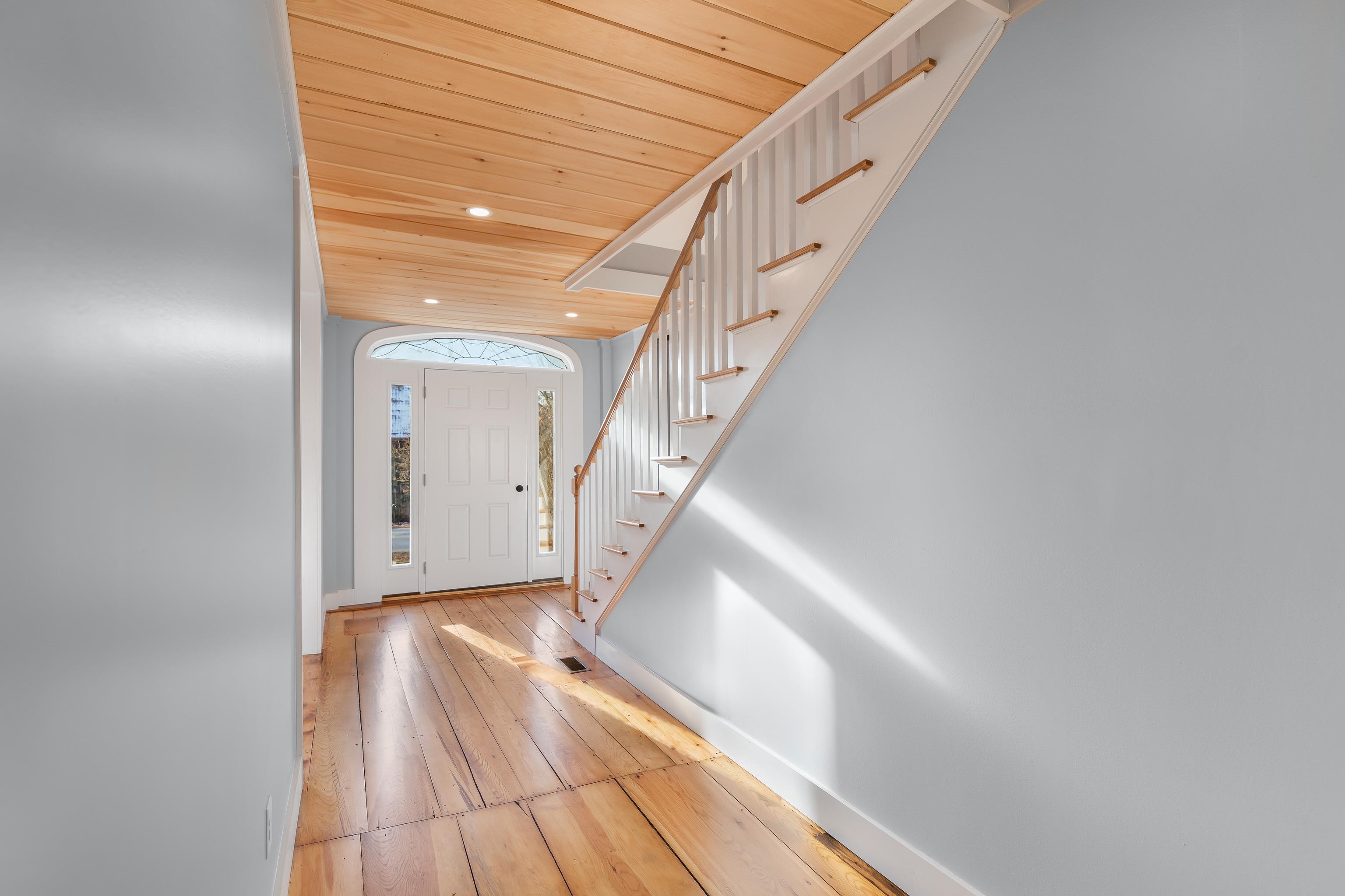 230 Tibbetts Hill Road Goffstown, NH 03045 - Photo 23 of 40